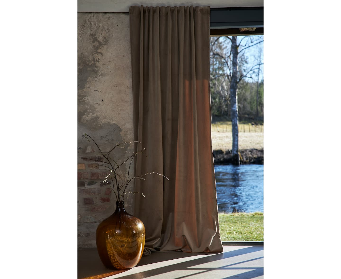 Boel &amp; Jan Anna sivuverho sametti beige 280cm