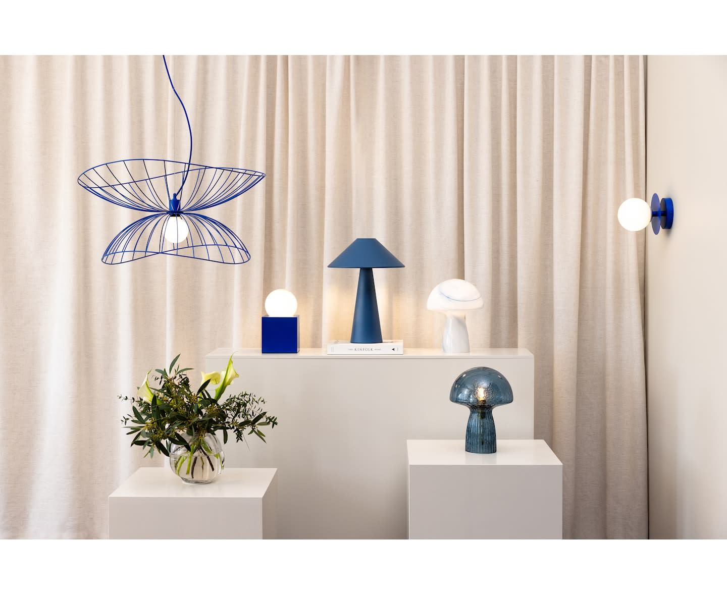 Globen Lighting Fungo Swirl 22 Tischlampe Blau