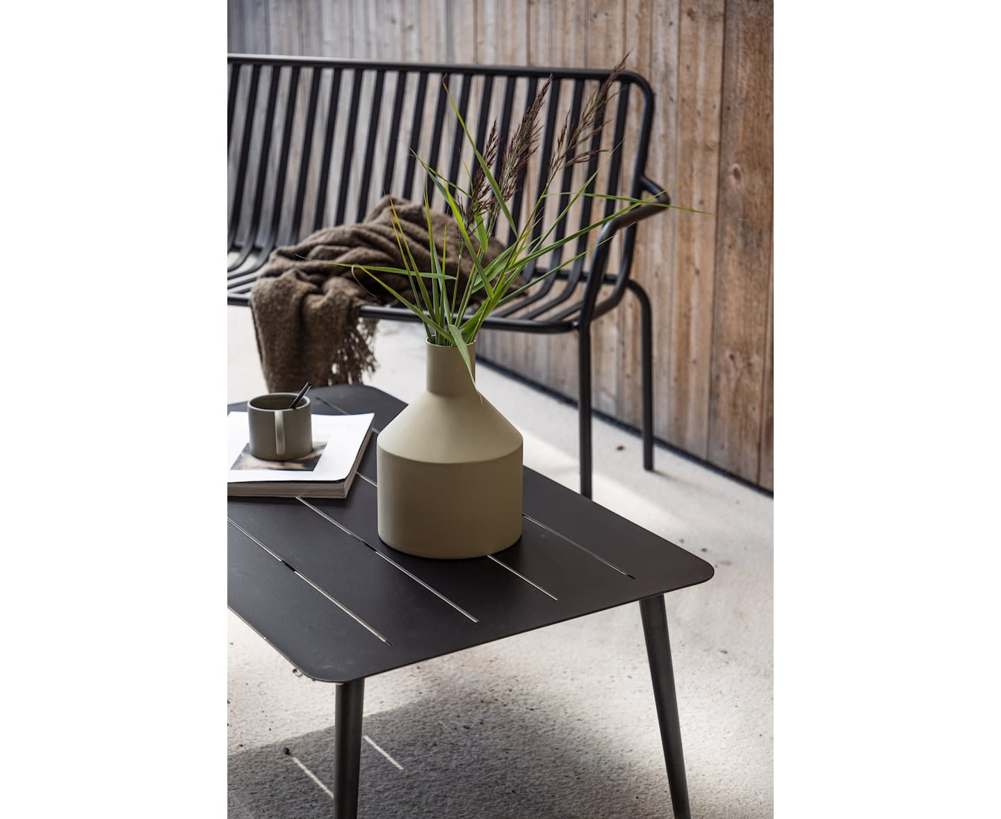 Nordic Outdoor Nikki Soffbord Svart 100x60