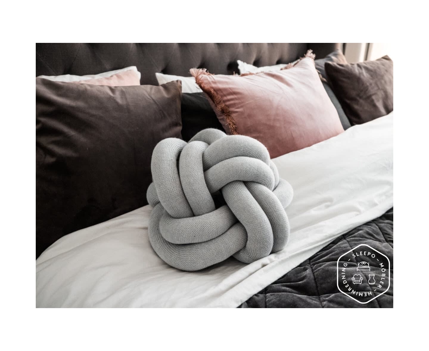 Design House Stockholm Knot Prydnadskudde White/Grey