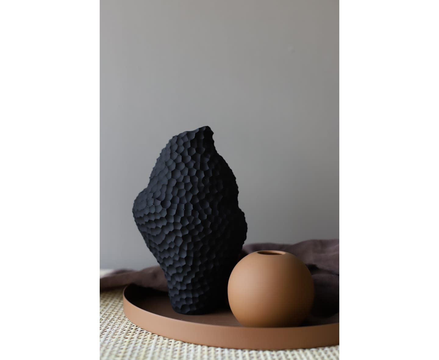 Cooee Design Isla Vase Black 20cm