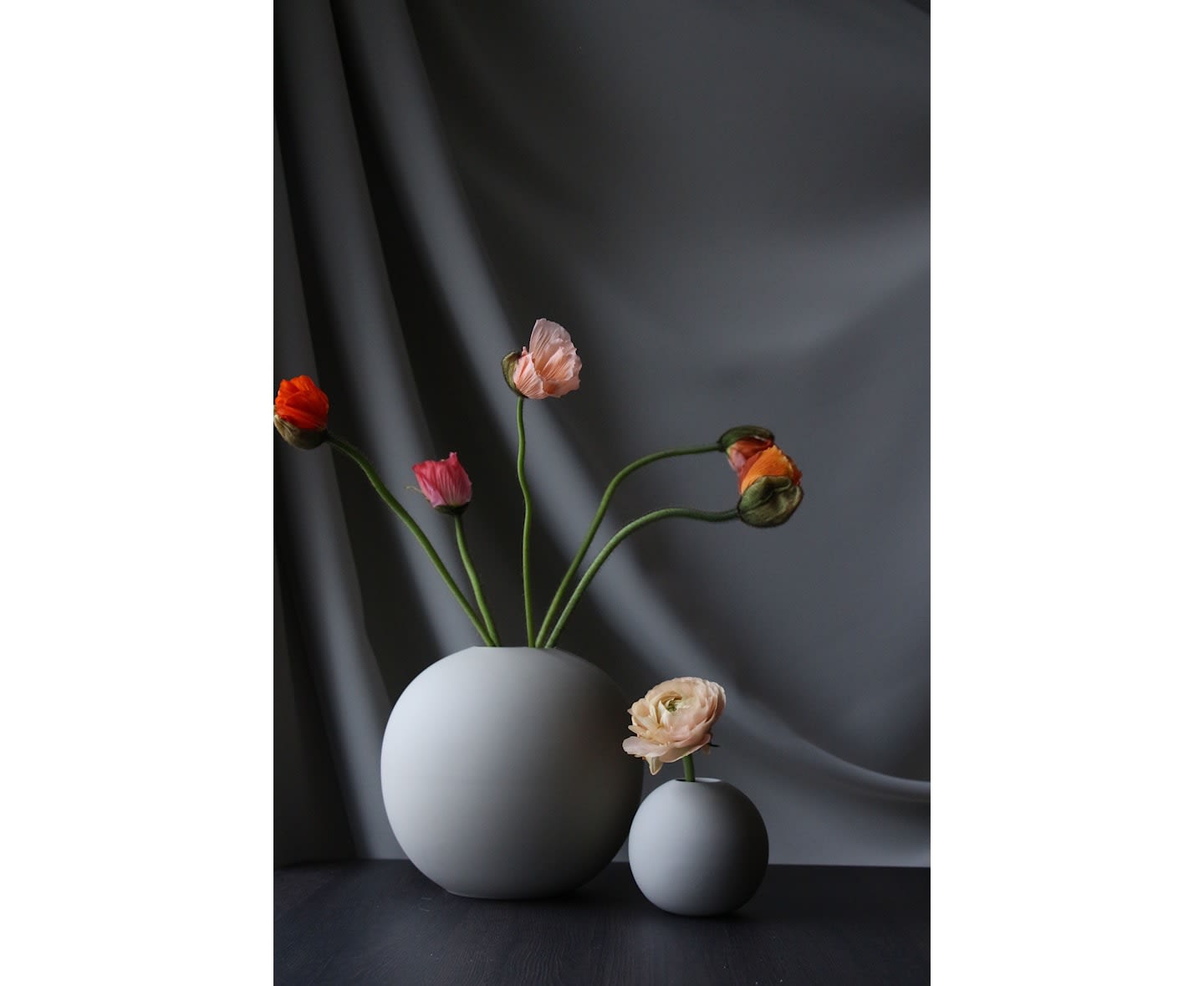 Cooee Design Ball Vase Grau 20cm