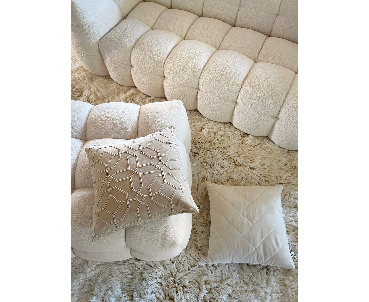 Sleepo Billie 4-Sitzer Sofa in Creme Teddy