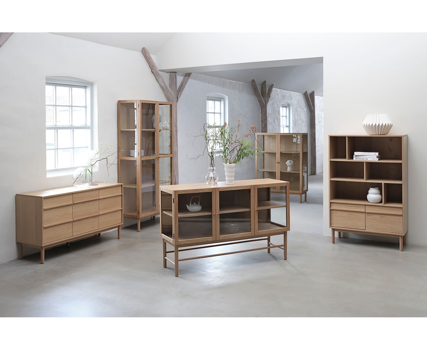 Sleepo Andrea Bokhylla Natural Oak 140cm