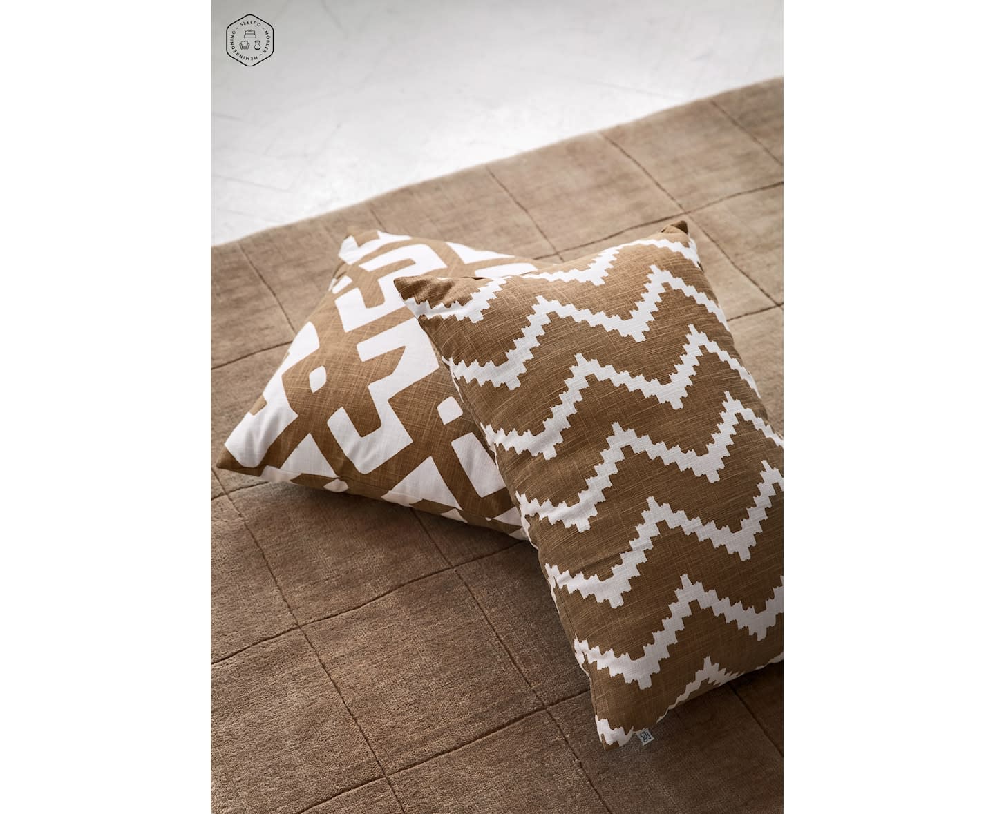 Chhatwal &amp; Jonsson Ikat Sema Outdoor Pyntepute Beige/Off-White 40 x 60