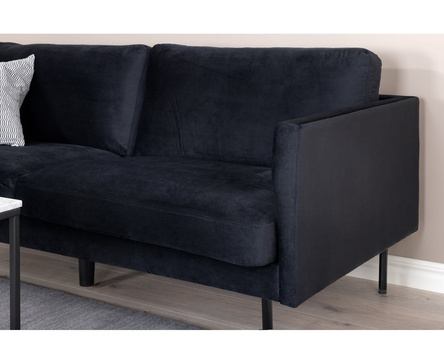 Venture Home Monique 2-sits Soffa Sammet Svart 181cm