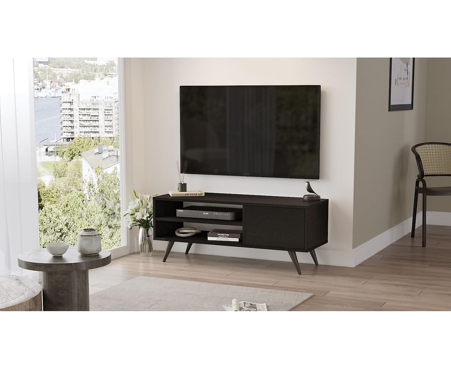 Nordic Home Julia TV-benk Svart 110 cm