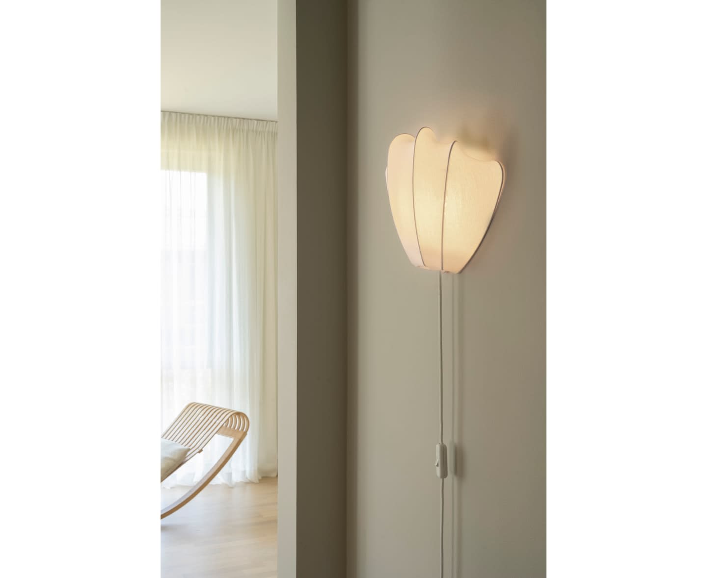 Watt &amp; Veke Anna Vägglampa Cotton White S