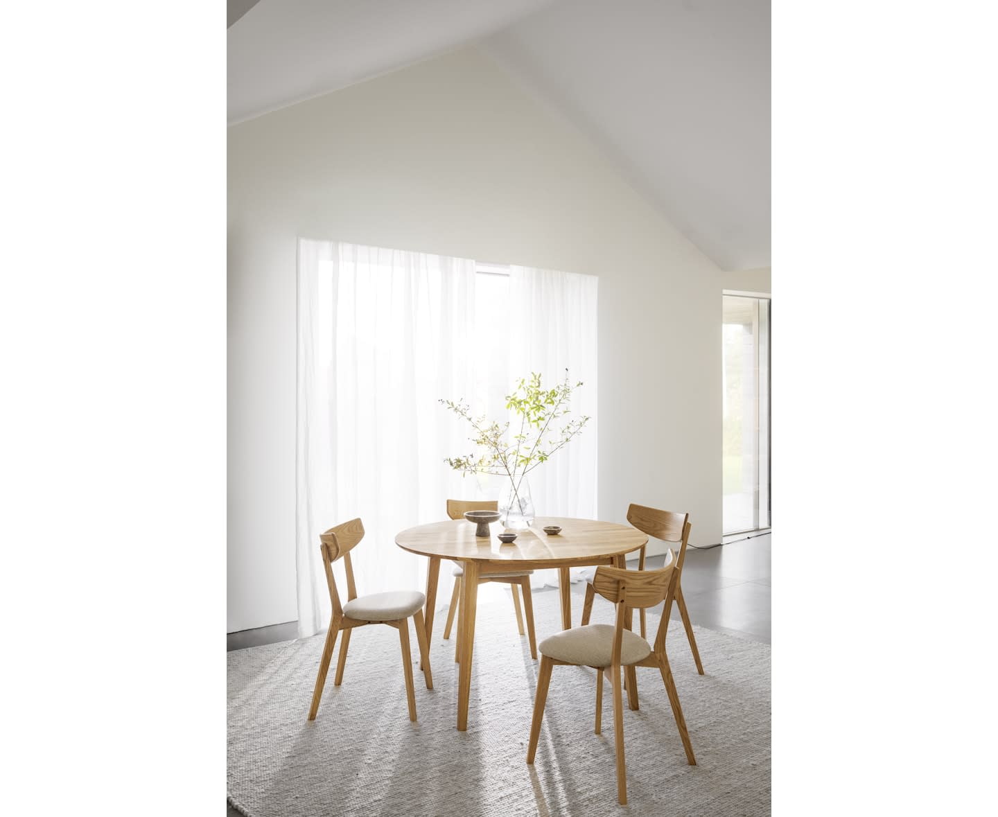 Rowico Home Filippa Esstisch Eiche Ø120/165cm