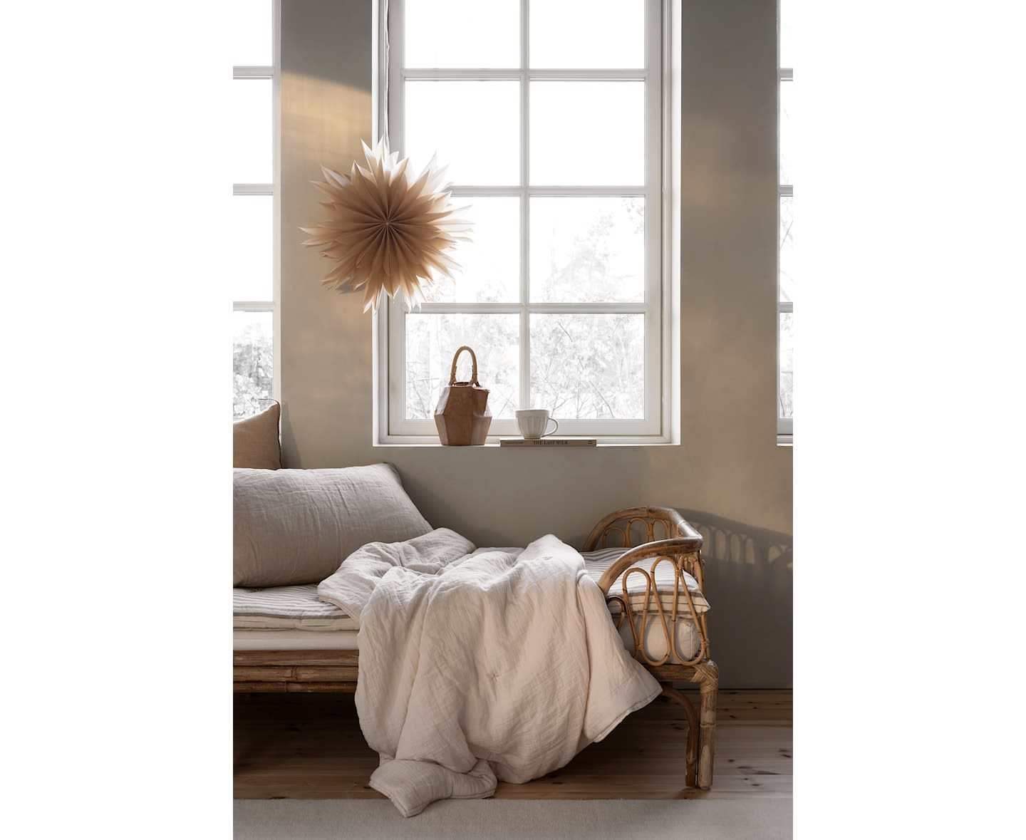 Watt &amp; Veke Athena Julstjärna Beige 50