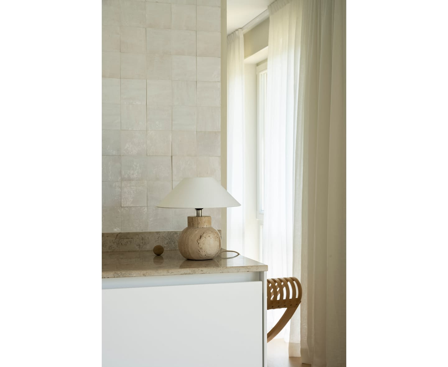 Watt &amp; Veke Pella Lampefot Travertine 23cm