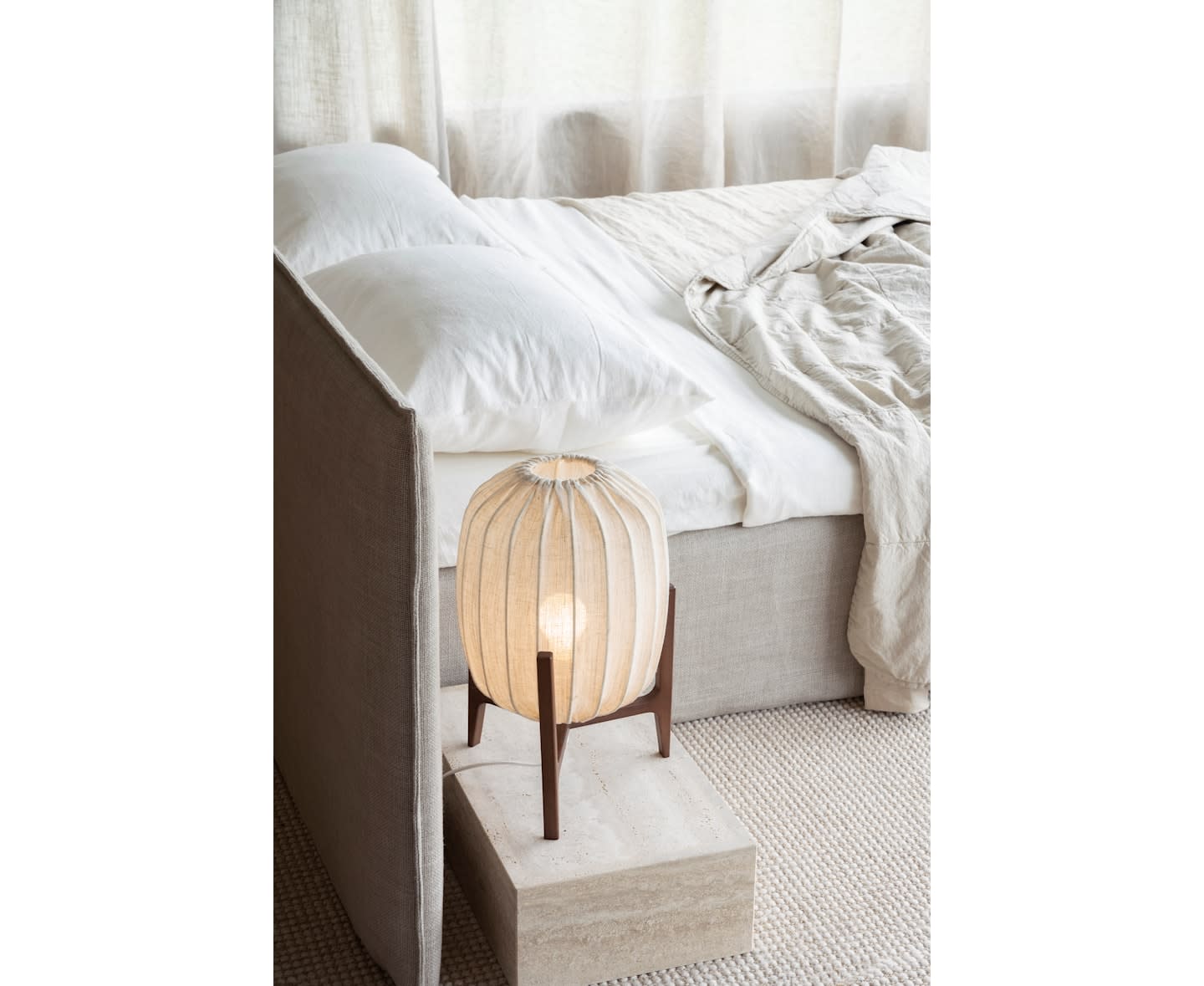 Watt &amp; Veke Prisma Bordlampe Dark Ash/Natural 41cm