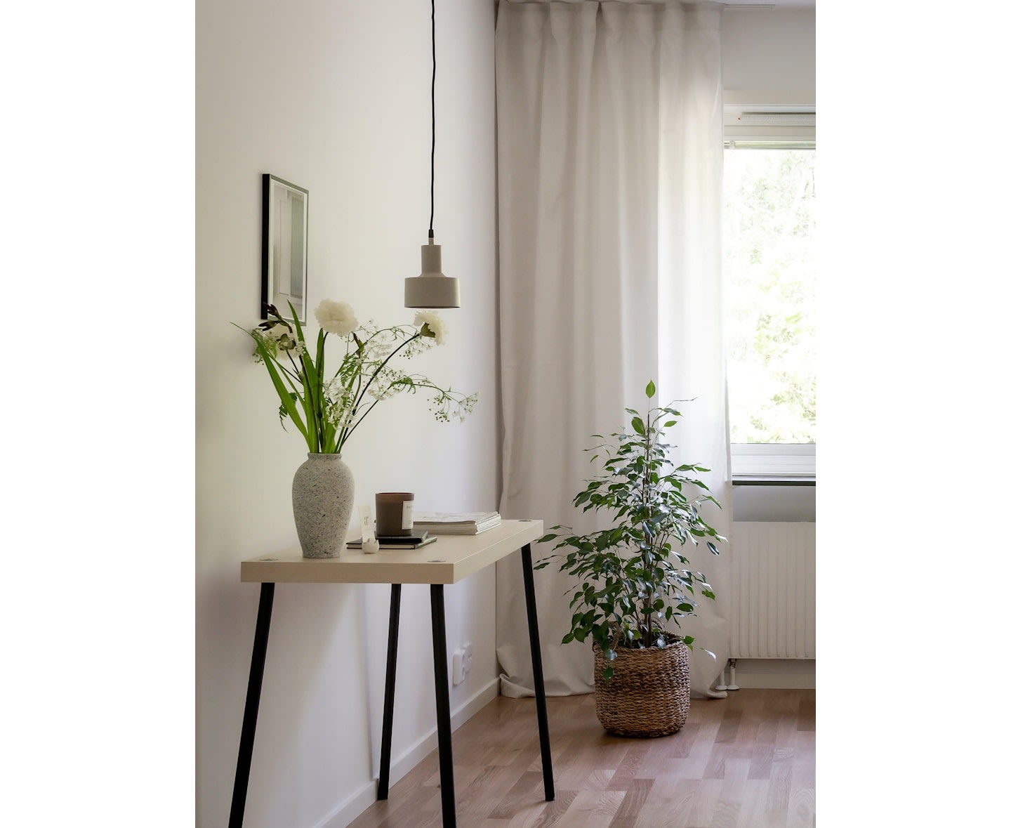 PR Home Solo Fönsterlampa Matt Beige 13cm