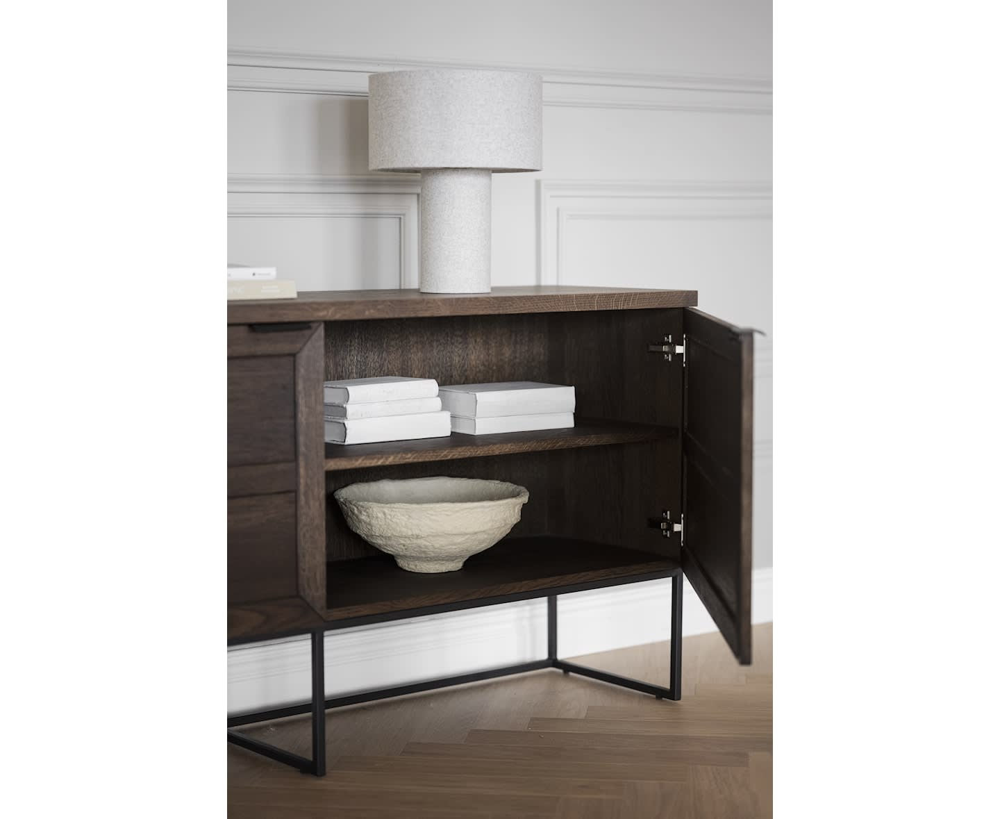 Rowico Home Everett Sideboard Braun 160cm