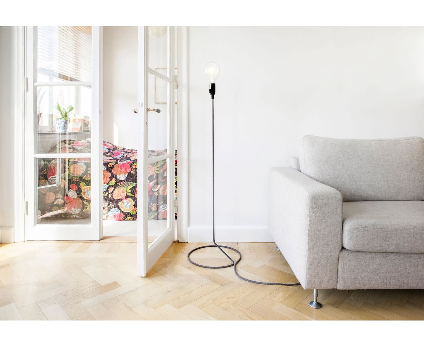 Design House Stockholm Cord Golvlampa Black/White