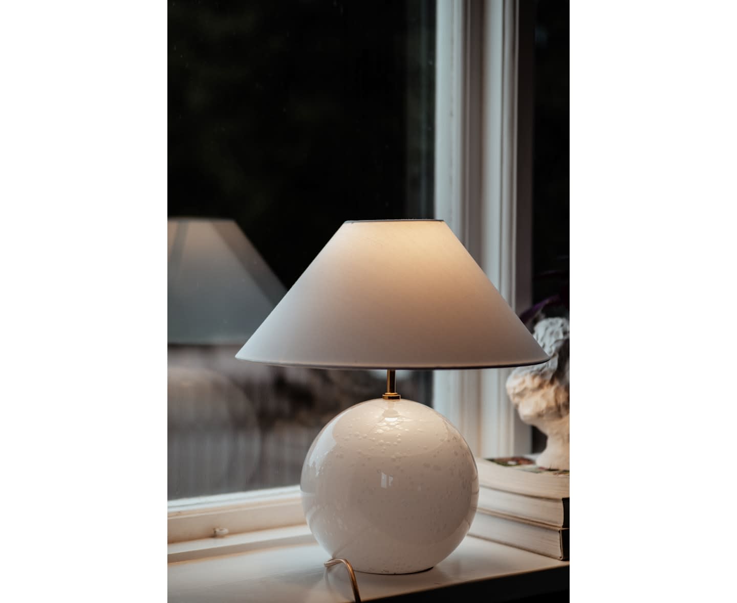 Globen Lighting Iris Bordlampe Hvit 35