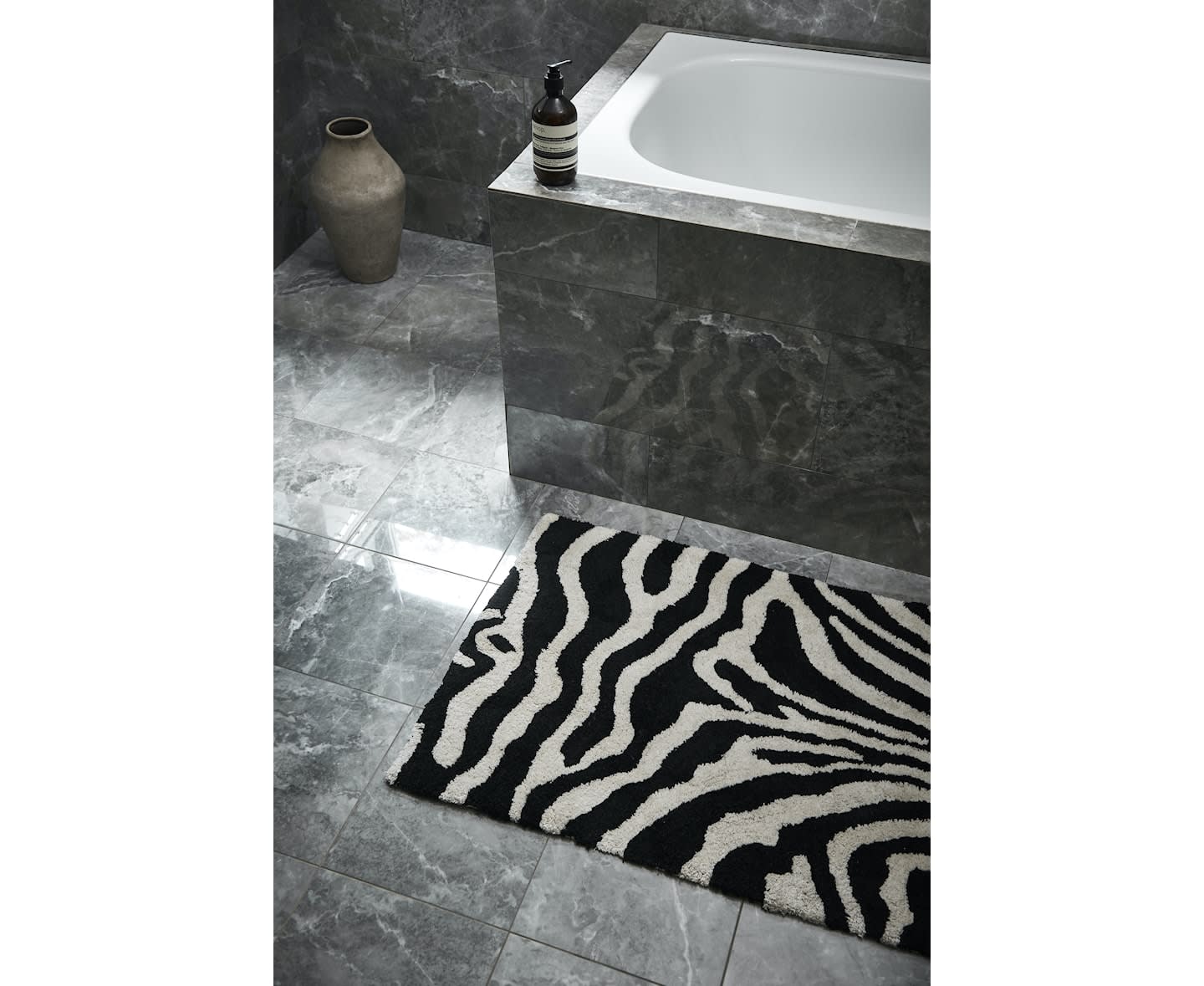 Classic Collection Zebra Baderomsmatte Svart/Hvit 60x90