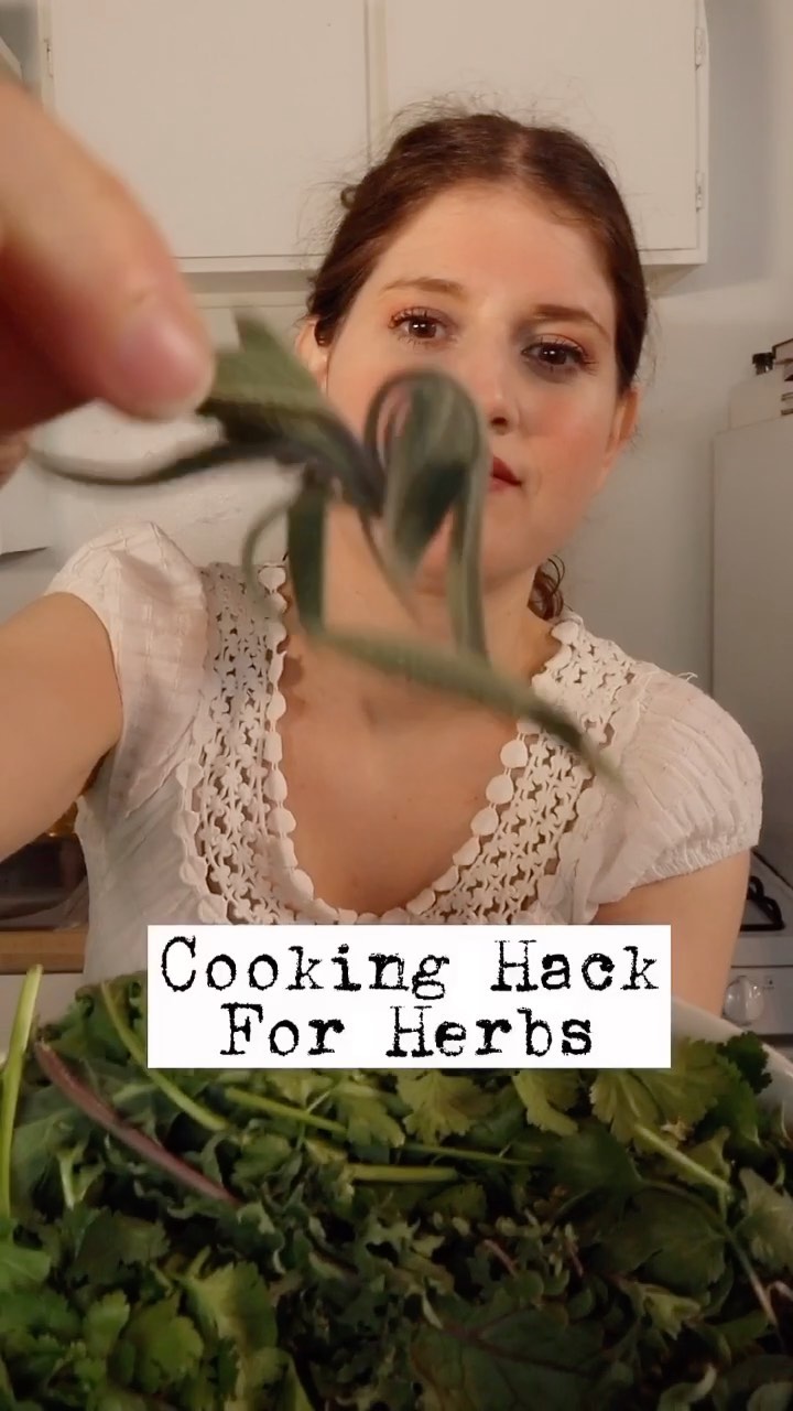 𝙲𝚘𝚘𝚔𝚒𝚗𝚐 𝙷𝚎𝚛𝚋 𝙷𝚊𝚌𝚔 🪴 This is the perfect hack if yo...