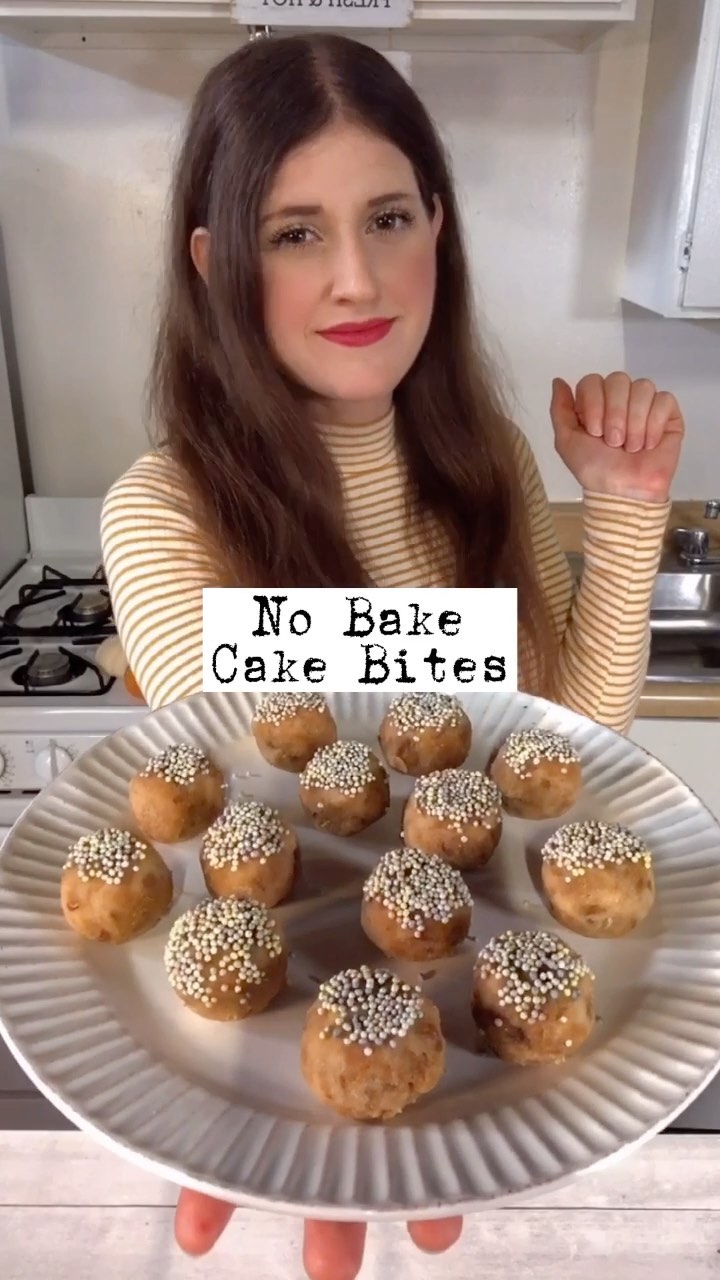 These No Bake Cake Bites are not only adorable but...