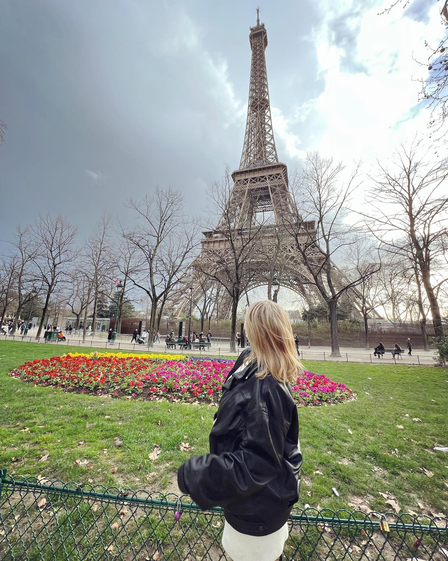 #parisfrance #explore #explorepage #effieltower #e...