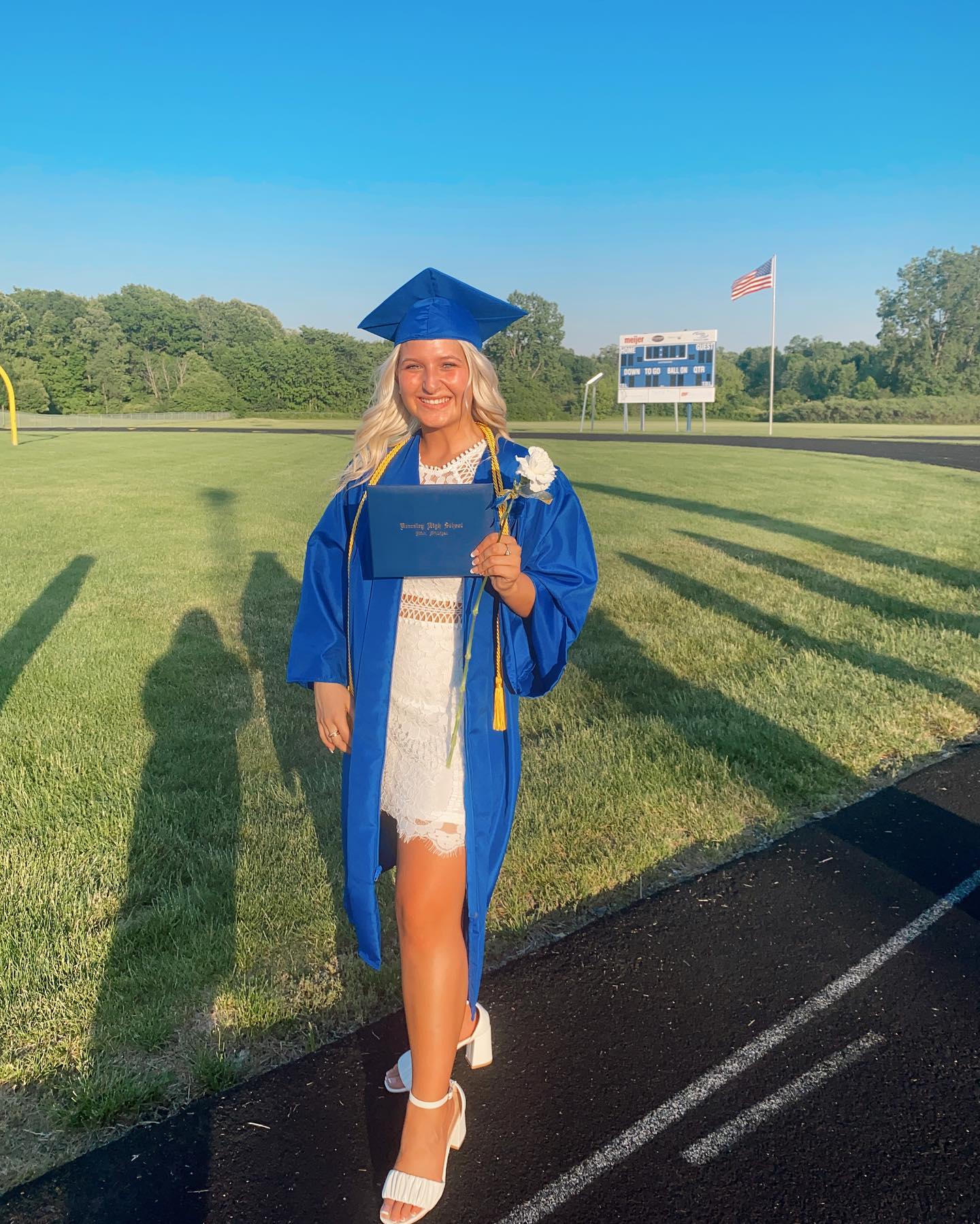 alexa play the spins by mac miller 👩🏼‍🎓...
