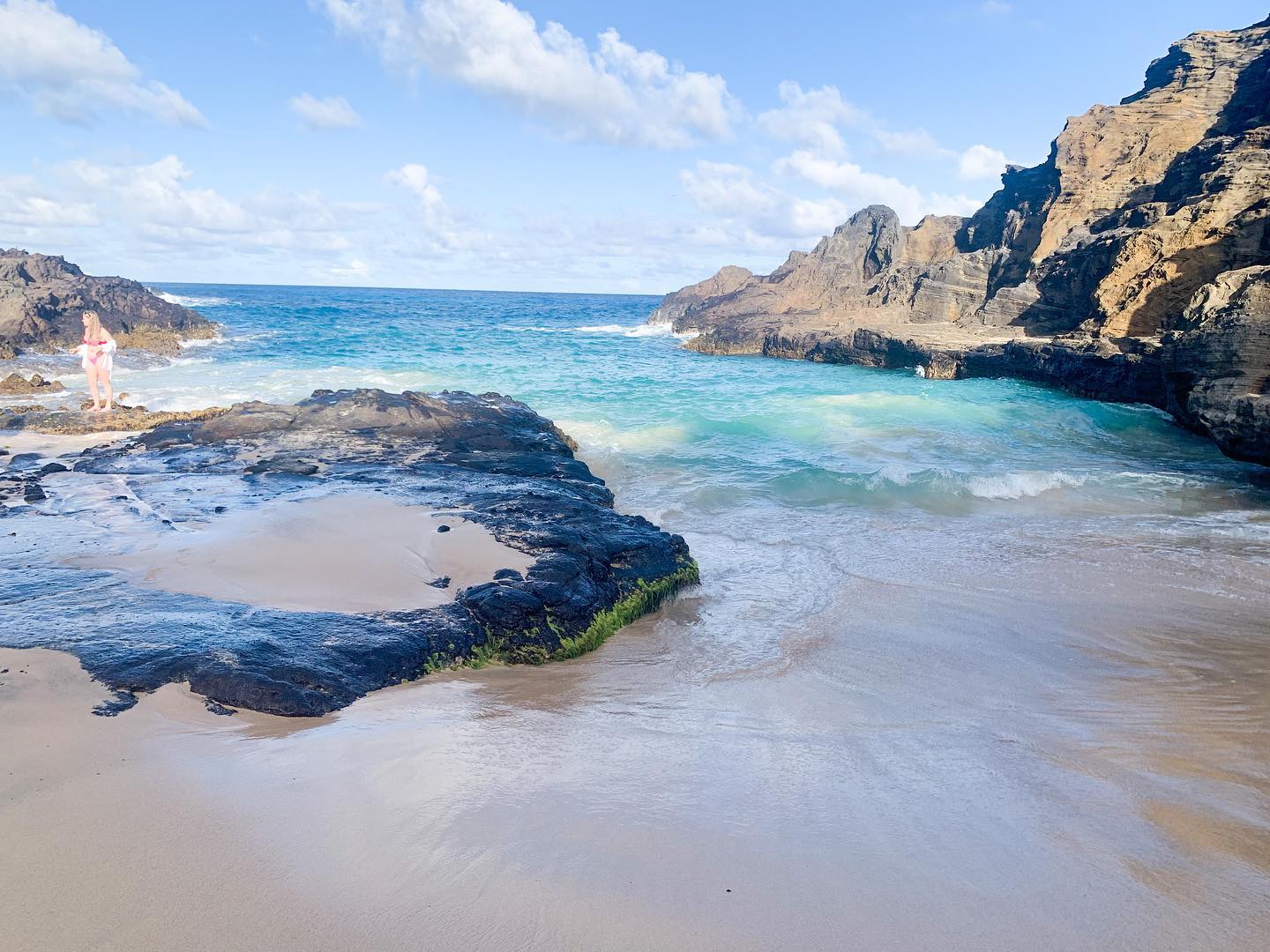Hawaii has so much beautiful nature it’s so hard n...