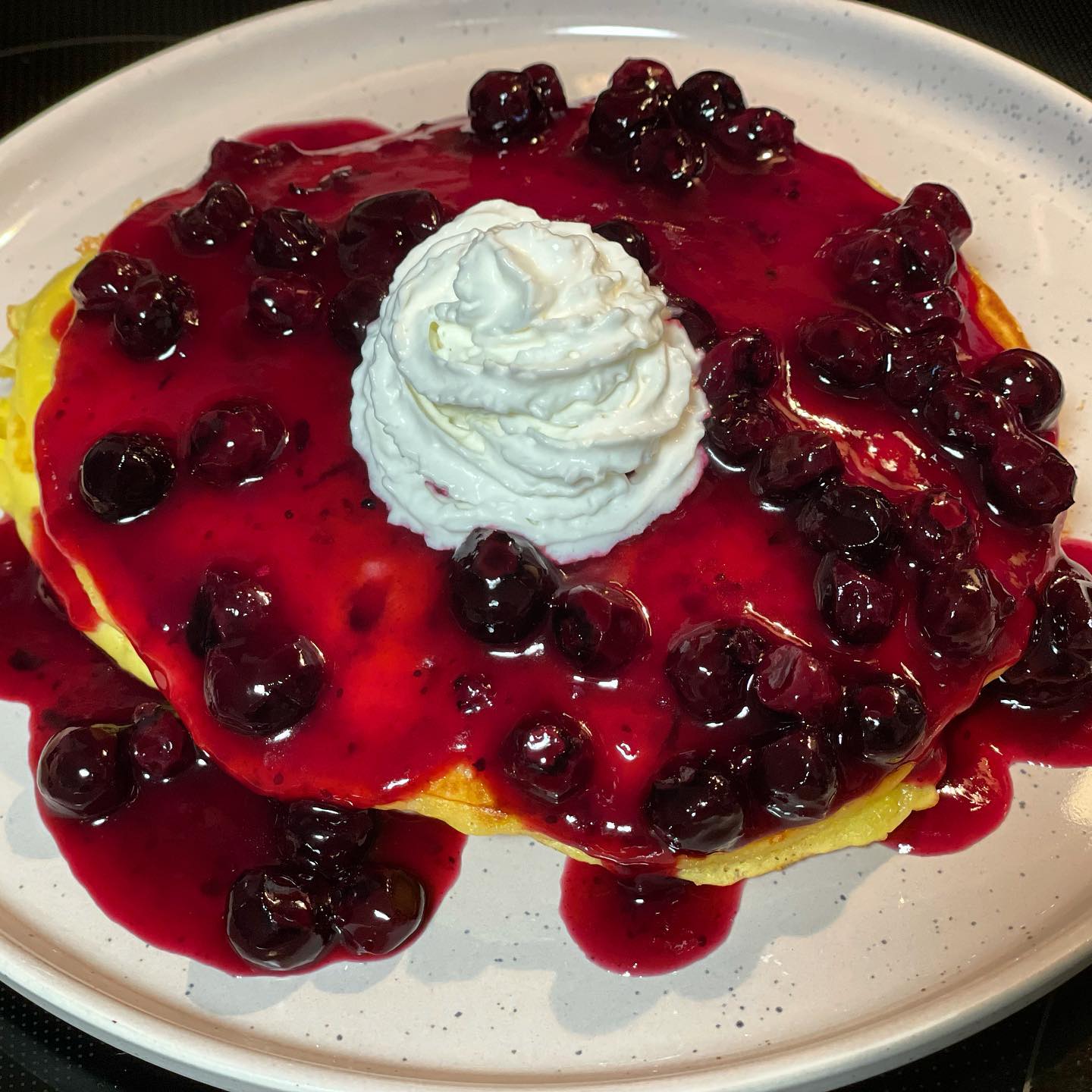 I made lemon ricotta pancakes with blueberry sauce...