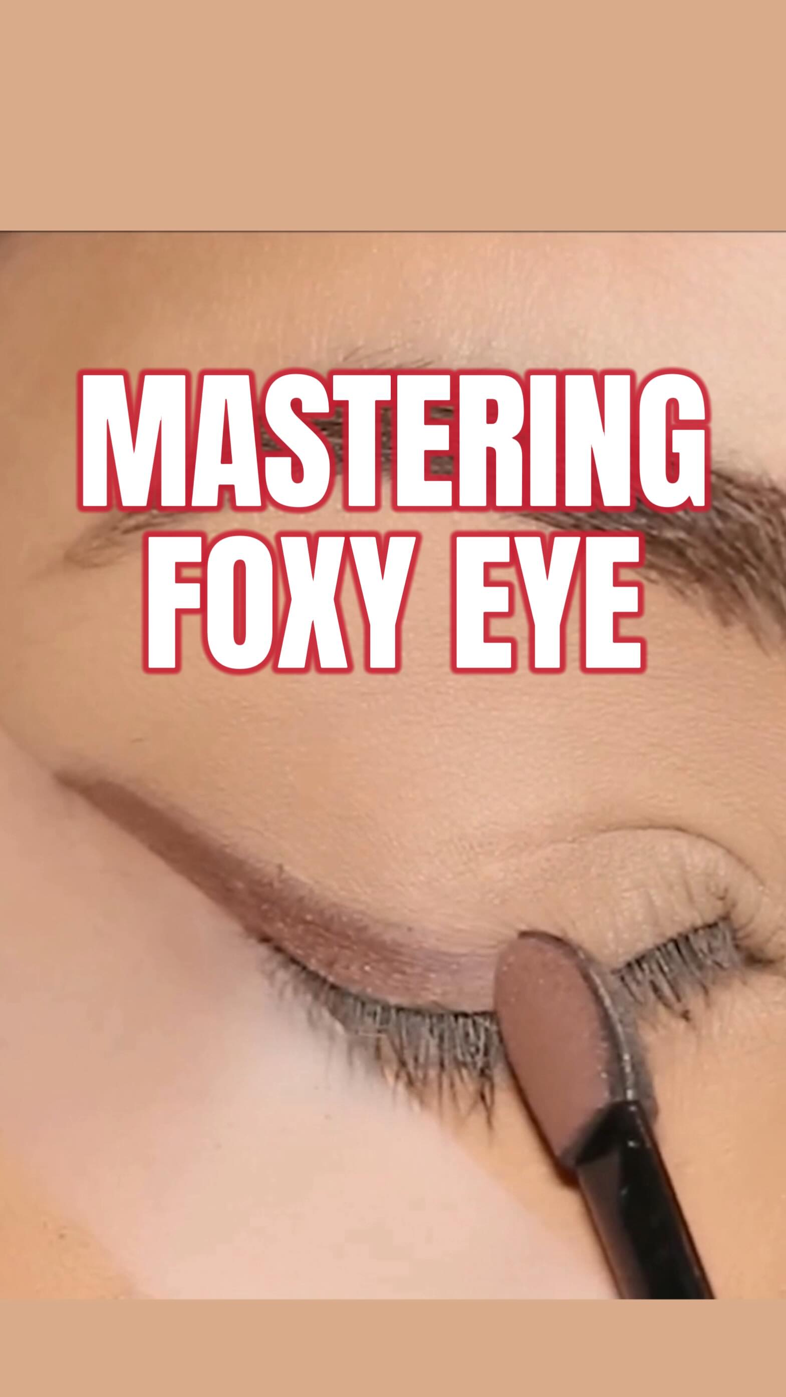 Foxy Eye Makeup made easy!
❤️Deets:
@ofracosmetics...