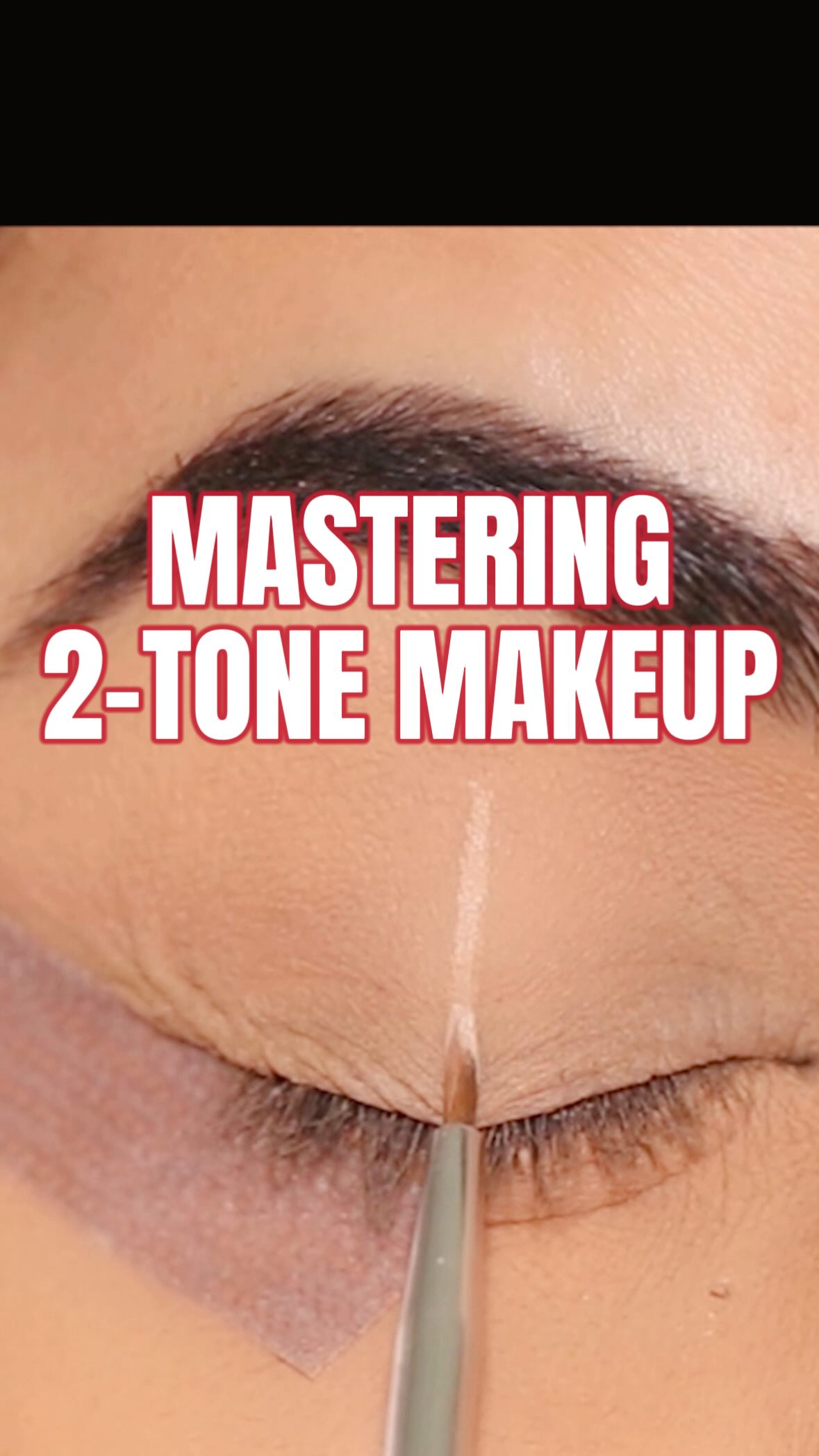 Master the art of 2-toned glitter eyes 🤎
Try this ...