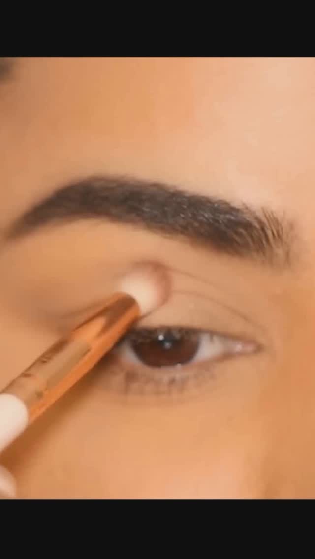 Here’s YOUR Cut Crease Cheat Sheet for hooded eyes...