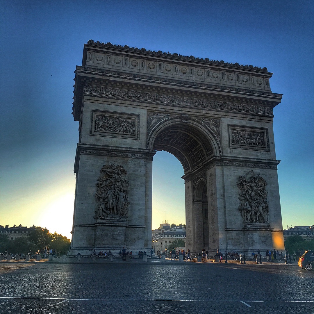 ¿Qué lugares sueñas visitar? ¿Paris, Venecia, Disn...