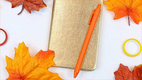A Fall Content Calendar in 10 Posts
