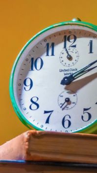 TICKING CLOCK - Food/Restaurant Video Ad