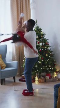 SPIN IN CIRCLES - Christmas Video Ad