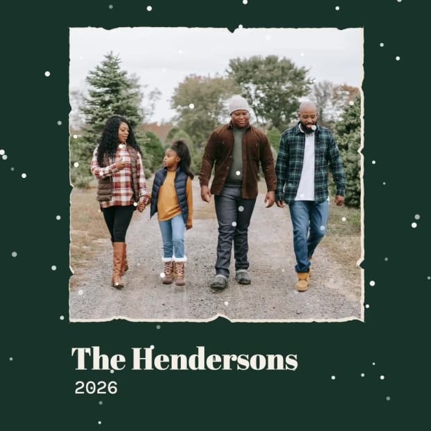 HOLIDAY PHOTO CARD at 10 seconds