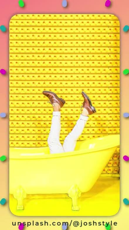 COLORFUL SLIDESHOW at 12 seconds