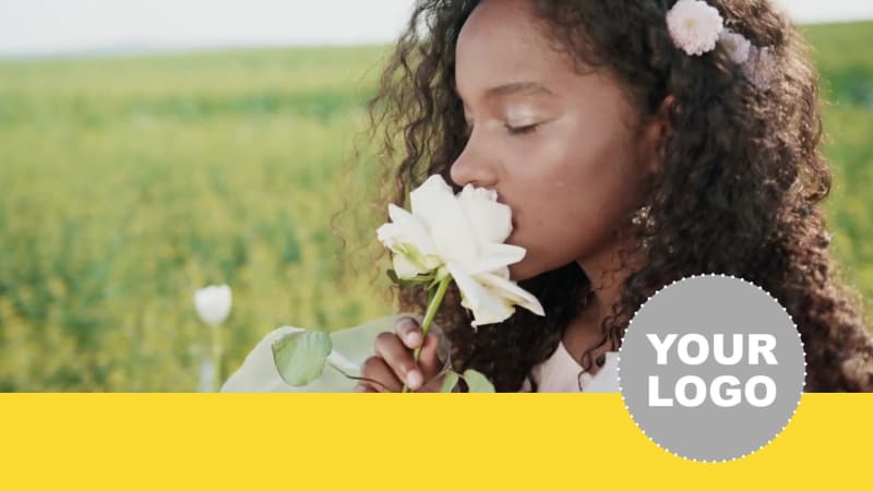 SPRING LIFESTYLE at 14 seconds