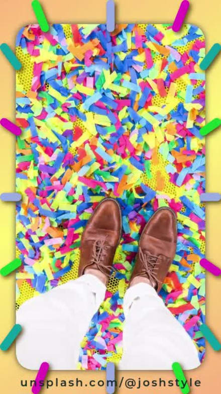COLORFUL SLIDESHOW at 16 seconds