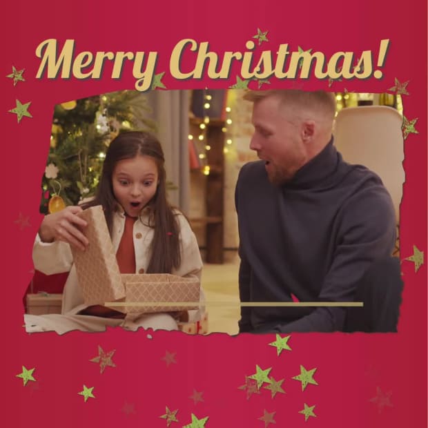 MERRY CHRISTMAS CARD at 2 seconds