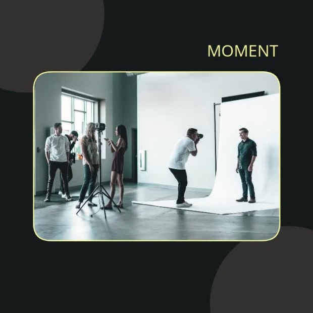 CAPTURE THE MOMENT at 2 seconds