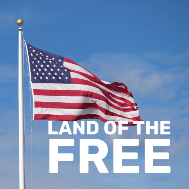 HAPPY BIRTHDAY USA at 2 seconds