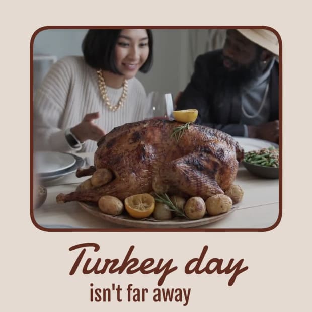 TURKEY DAY MENU at 2 seconds