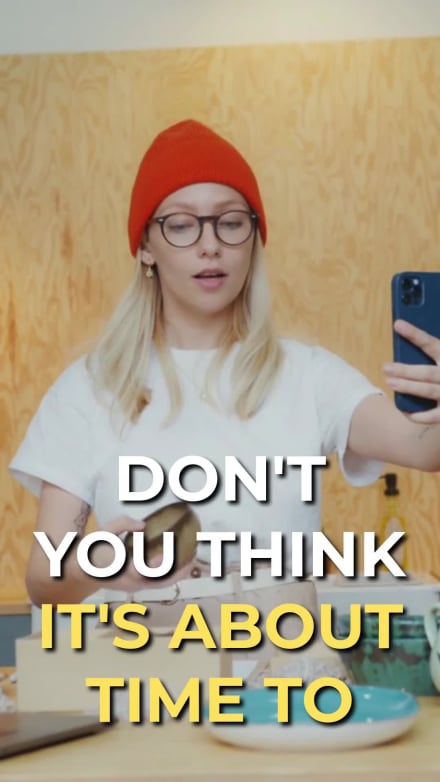 MARKETING EXPERTS at 3 seconds