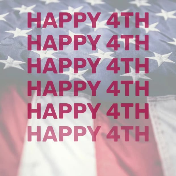 HAPPY 4TH at 3 seconds