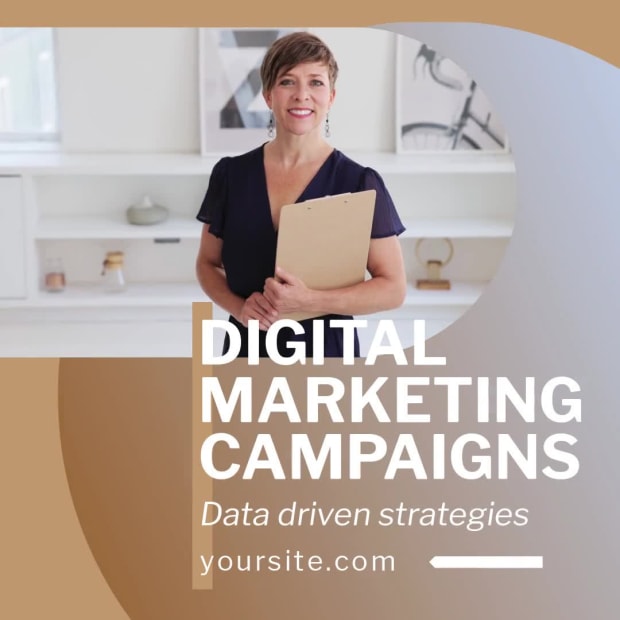 DIGITAL MARKETING at 4 seconds