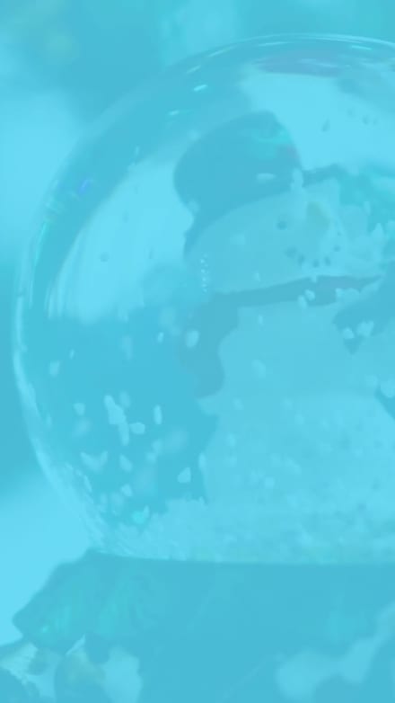 SNOW GLOBE CARD at 4 seconds