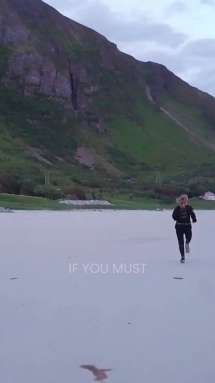 DO IT WITH A VIEW at 4 seconds