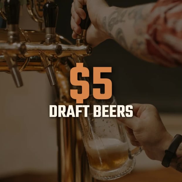 HAPPY HOUR SPECIALS at 4 seconds