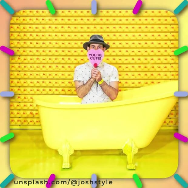 COLORFUL SLIDESHOW at 5 seconds