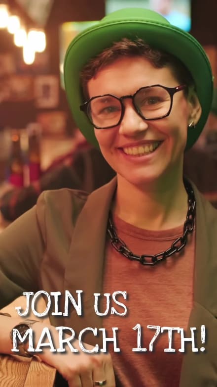 GREEN HAT at 8 seconds